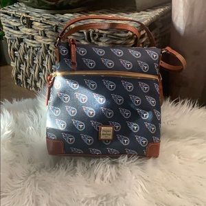 Dooney & Bourke Tennessee Titans official NFL bag